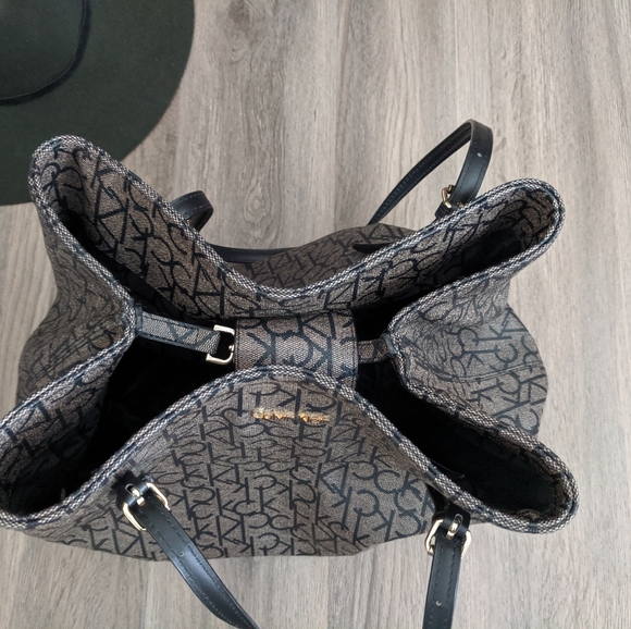 Calvin Klein Brown Signature Monogram Large Tote - Picture 3 of 9